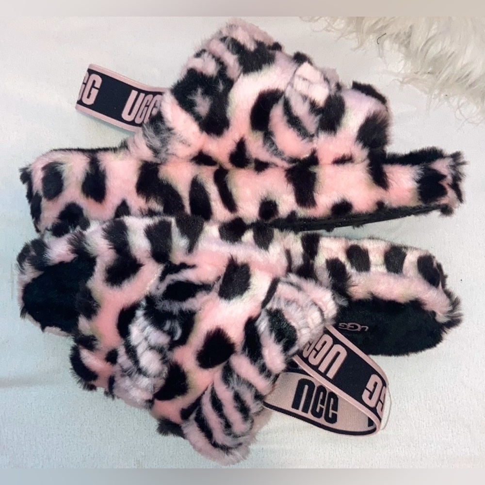 SOLD UGG Women's Fluffy Pink and Black Slippers